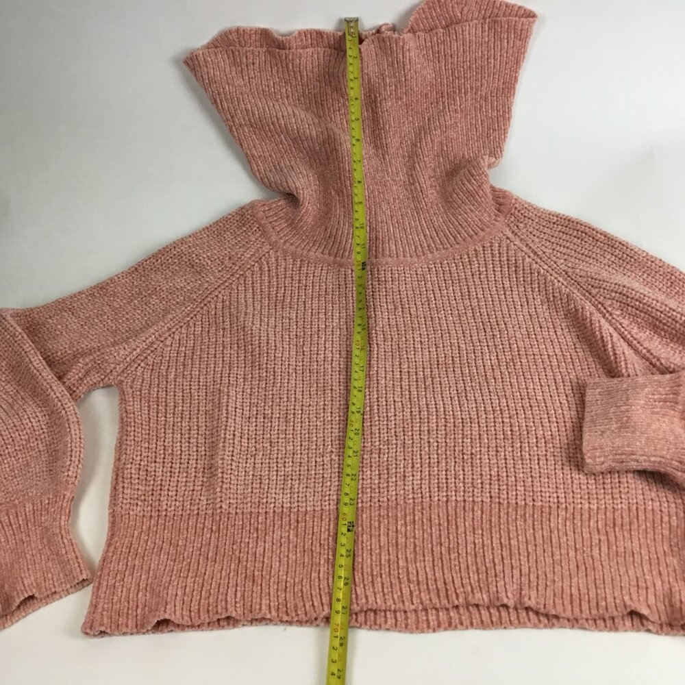 Blush & Bloom Turtle Neck Crop Sweater - Picture 8 of 12